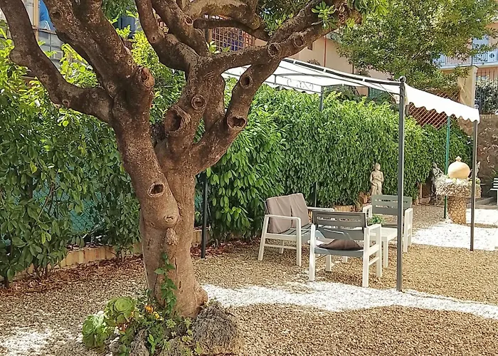 Garden House * Rome